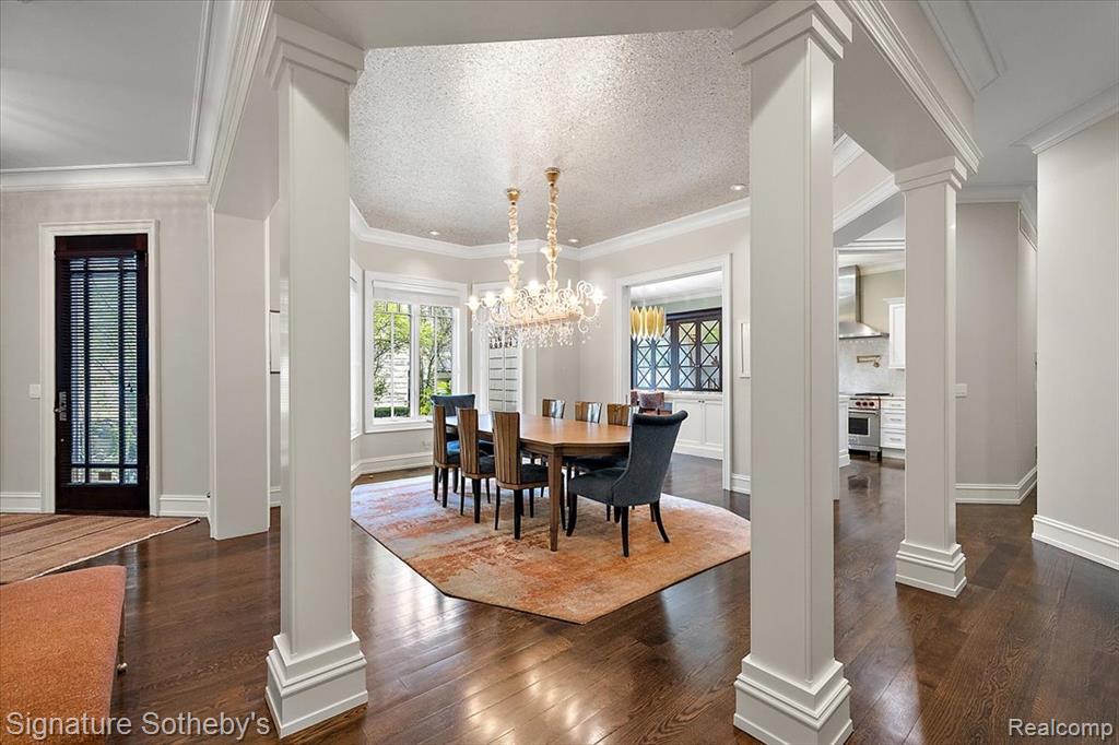 200 Woodland Villa Court, Birmingham, MI 48009 — Photo 7