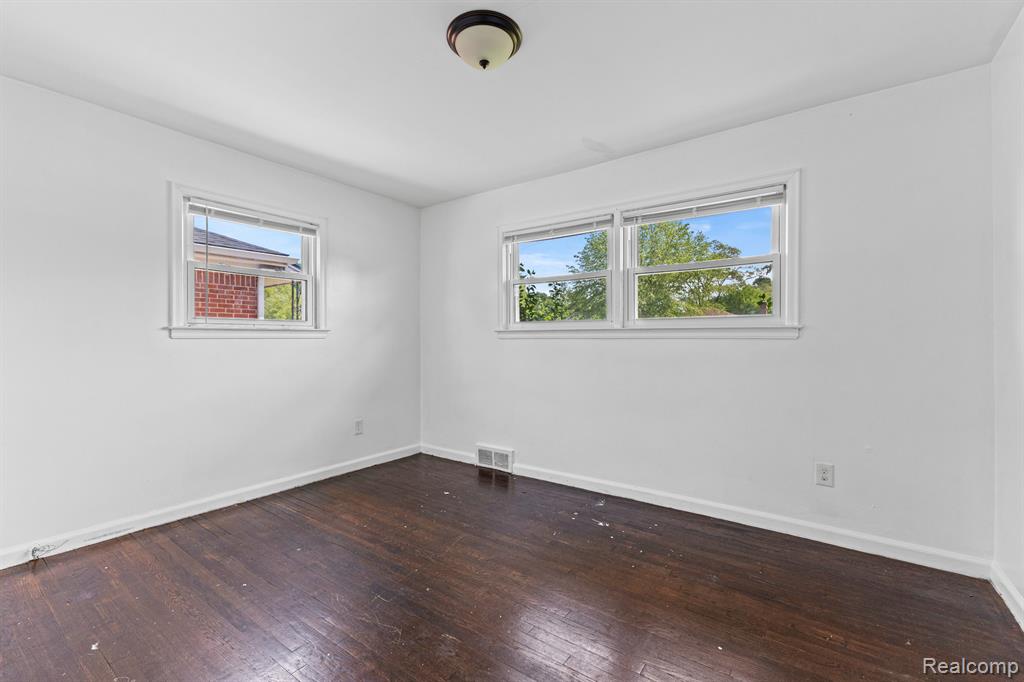 20261 Burt Road, Detroit, MI 48219 — Photo 8