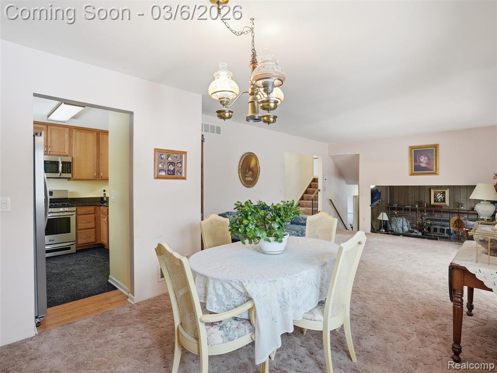 5530 Fox Chase Lane, Clarkston, MI — Photo 11