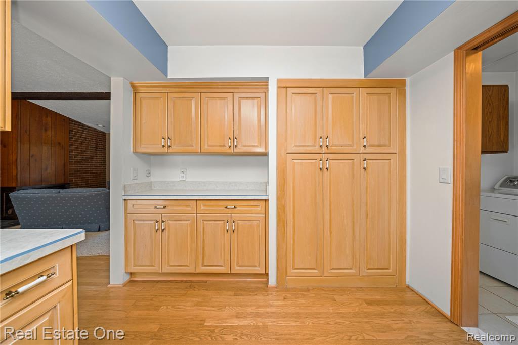 7400 Biscayne Avenue, White Lake, MI 48383 — Photo 14