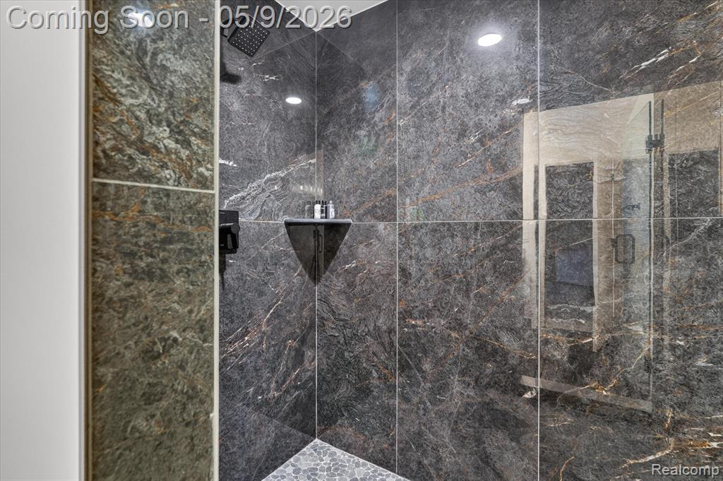 27598 Green Valley Drive, New Hudson, MI 48165 — Photo 30