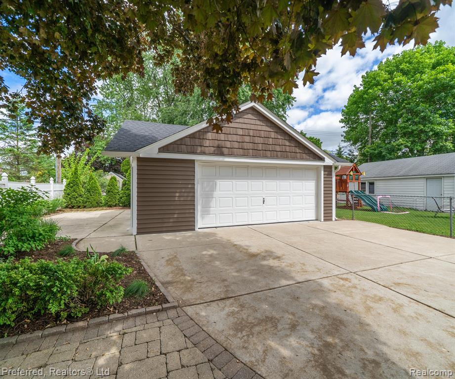 9104 NORTHERN Avenue, Plymouth, MI 48170 — Photo 55