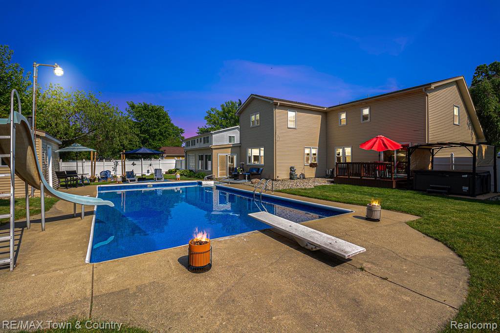 813 Birchwood Drive, Flushing, MI 48433 — Photo 54