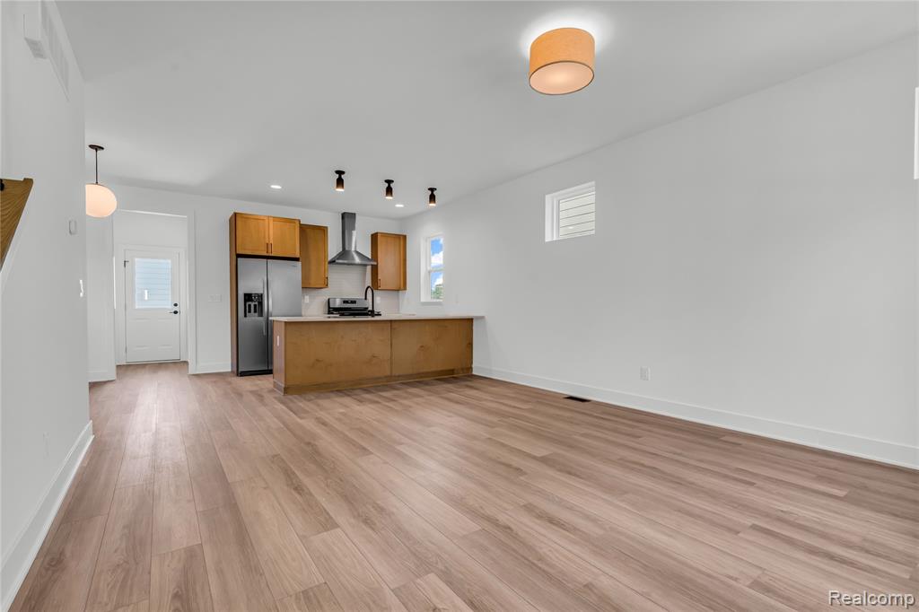 1746 Fischer Street, Detroit, MI 48214 — Photo 5