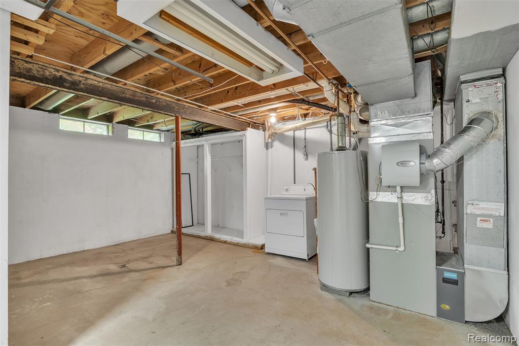 5772 Perrytown Drive, West Bloomfield, MI — Photo 44