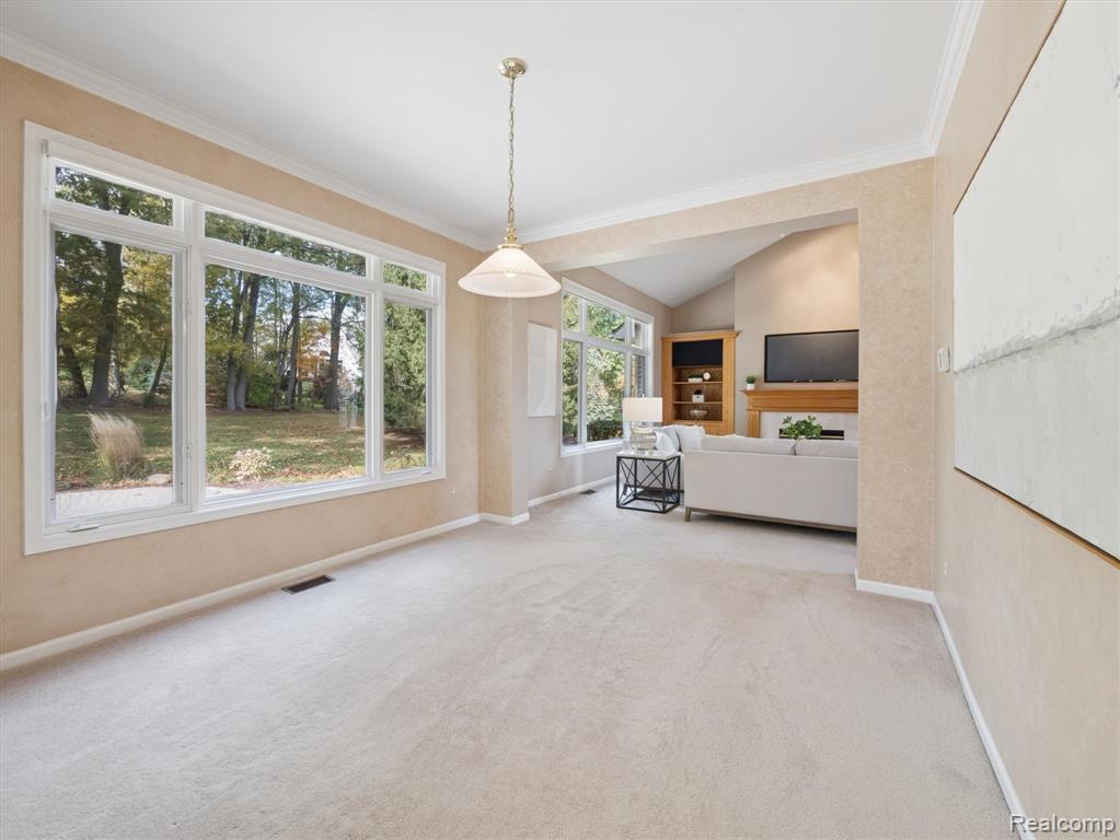 4435 Driftwood Drive, Commerce Twp, MI 48382 — Photo 11