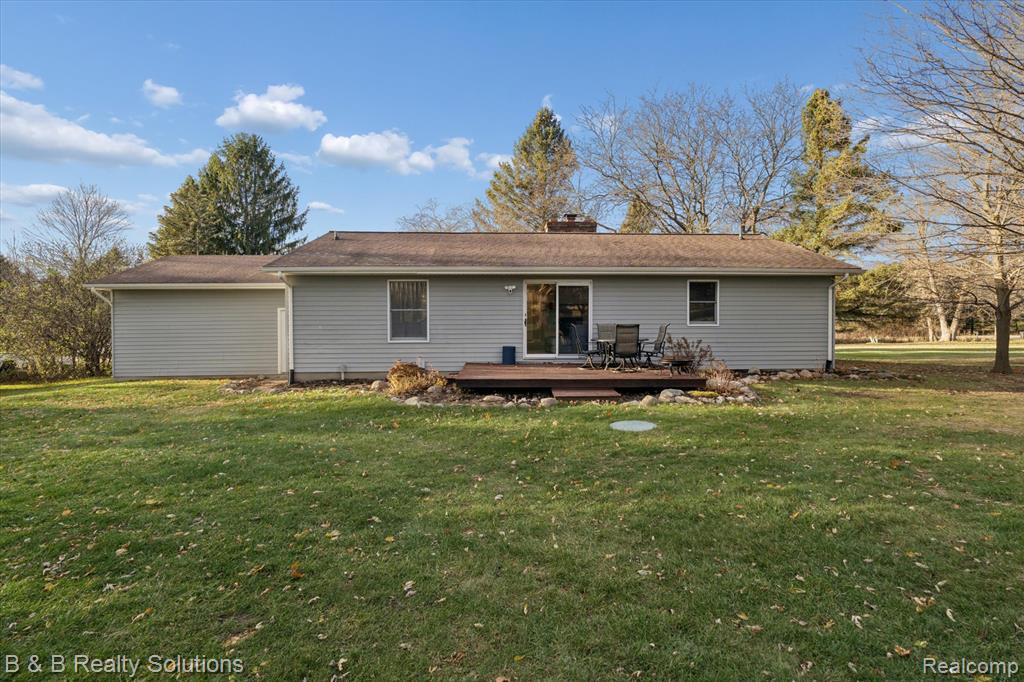 1357 Bloomingfield Drive, Lapeer, MI 48446 — Photo 40