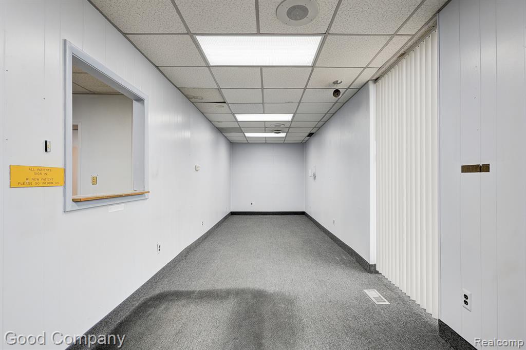 26095 W 6 Mile Road, Redford, MI, 48240