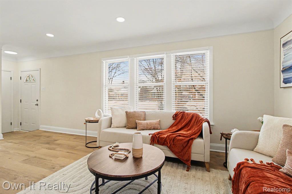 15574 Fox, Redford, MI 48239 — Photo 6