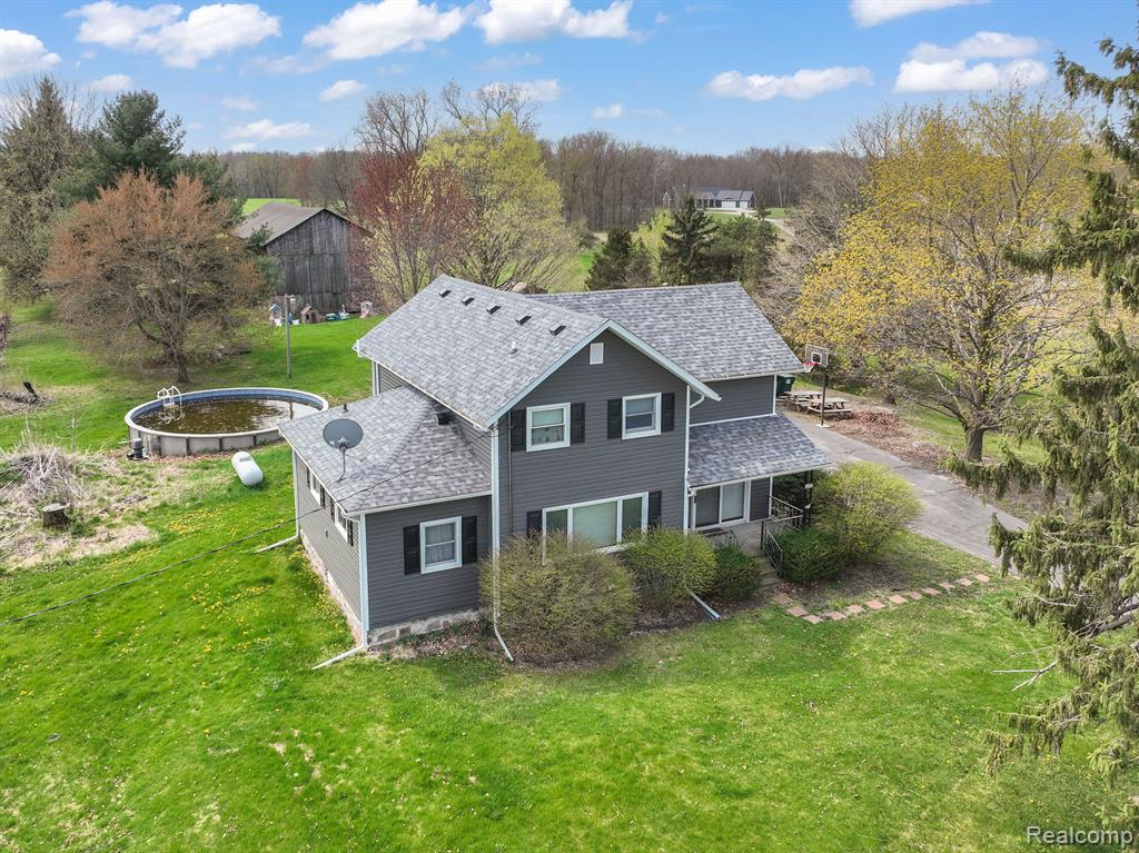 10639 MASON Road, Fowlerville, MI 48836 — Photo 2