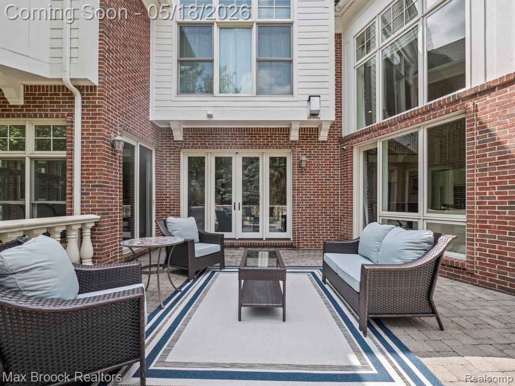 528 Barrington Court, Bloomfield Hills, MI 48304 — Photo 49