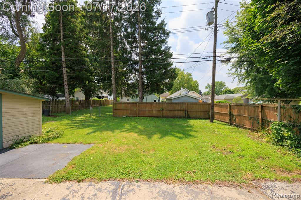 183 W Columbia Avenue, Belleville, MI 48111 — Photo 36