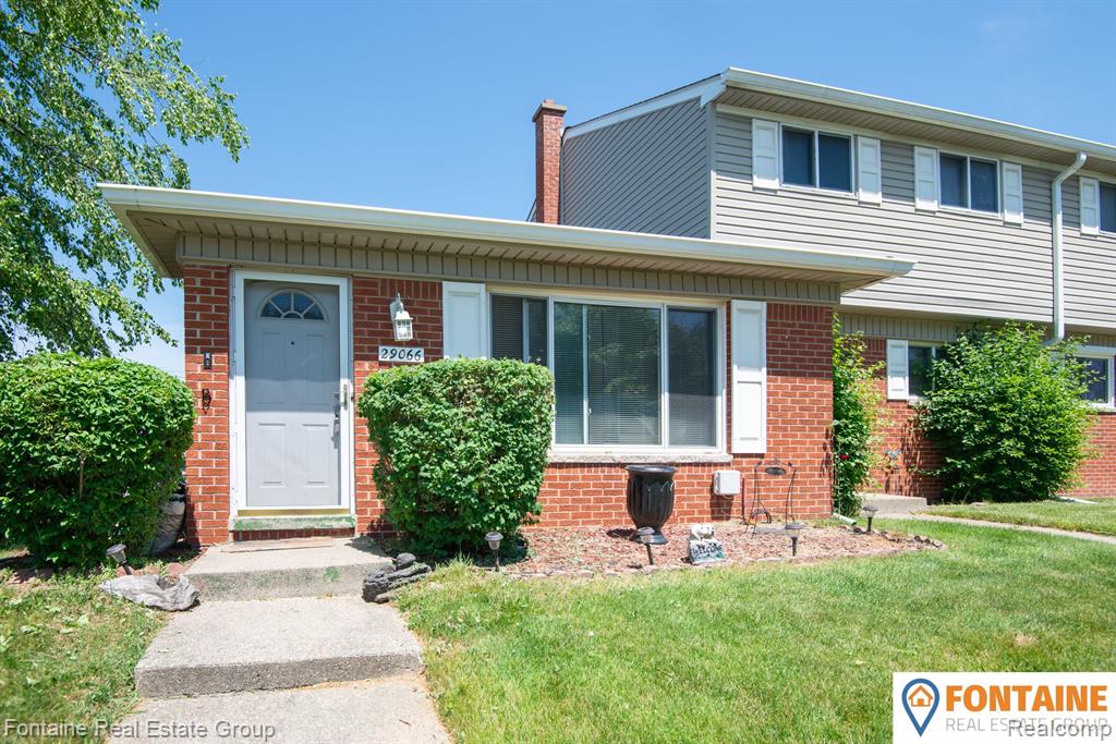 29066 ANN ARBOR Trail, Westland, MI — Photo 10