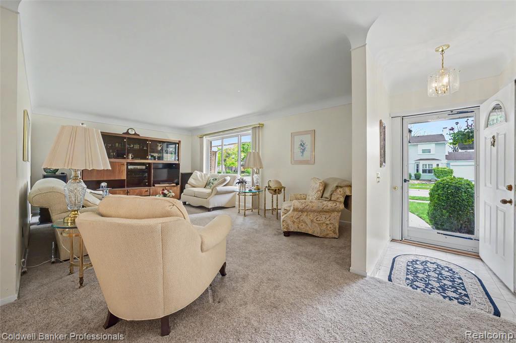 23305 N Rosedale Court, Saint Clair Shores, MI 48080 — Photo 7