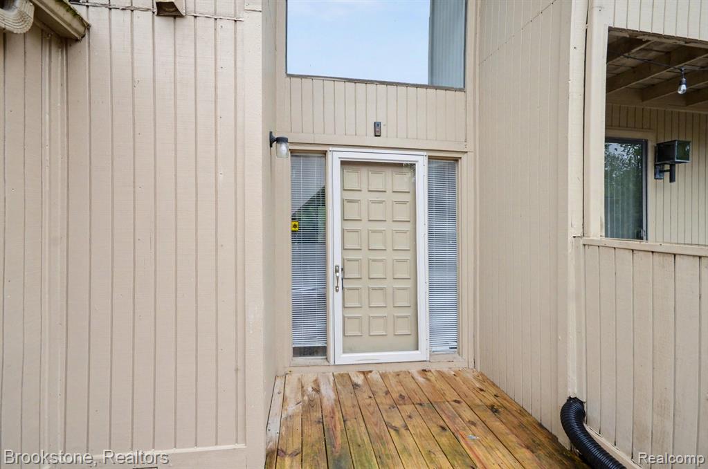 7440 Azalea Court, West Bloomfield, MI — Photo 5