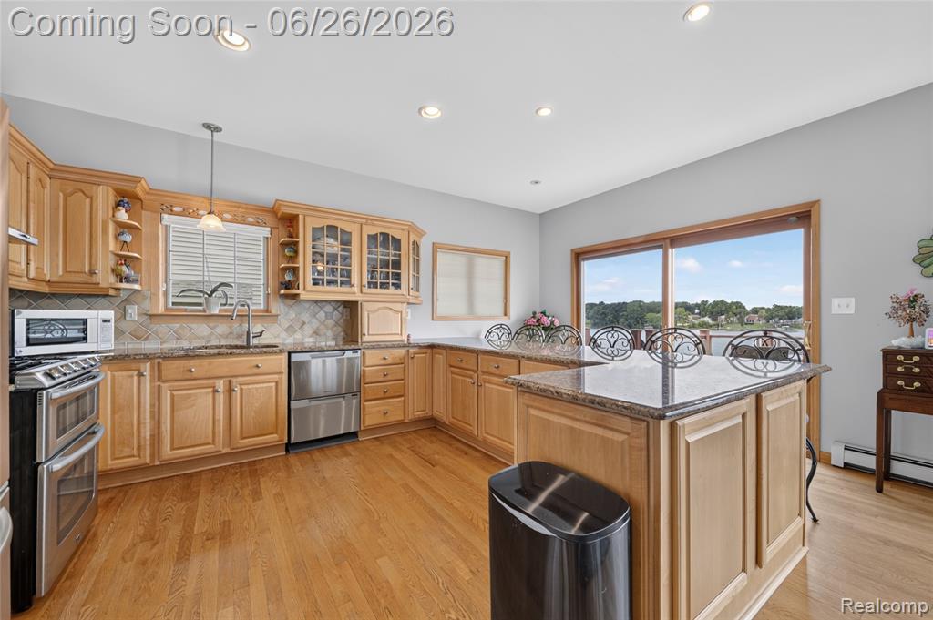 3160 Lexington Road, Waterford, MI 48328 — Photo 8