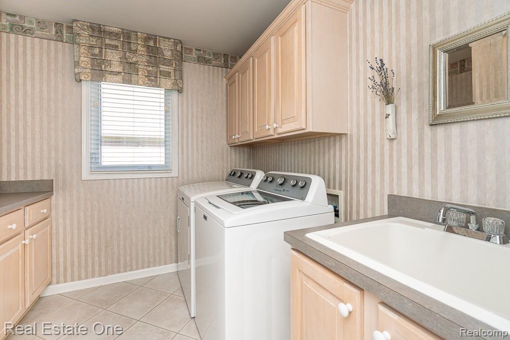 14278 Larkspur Drive, Shelby Twp, MI 48315 — Photo 21