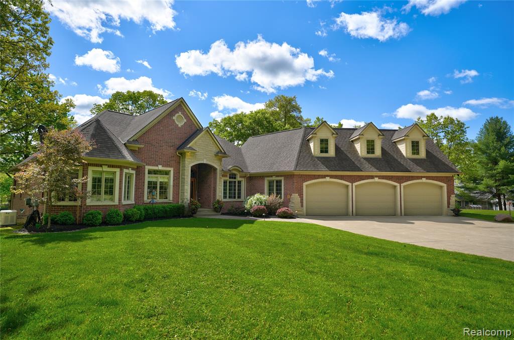 3074 POND Road, Leonard, MI 48367 — Photo 48