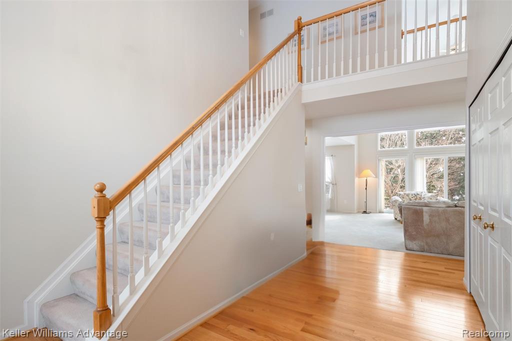 2850 Santia Drive, Troy, MI, 48085