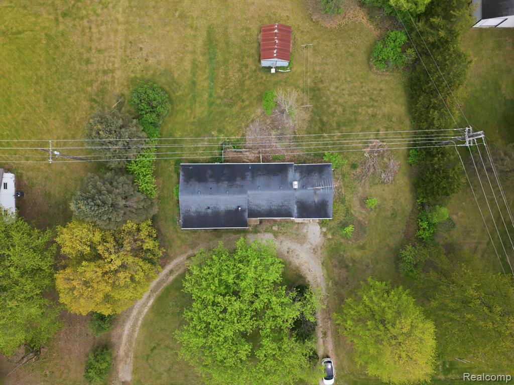 396 Plum Creek Road, Lapeer, MI 48446 — Photo 41