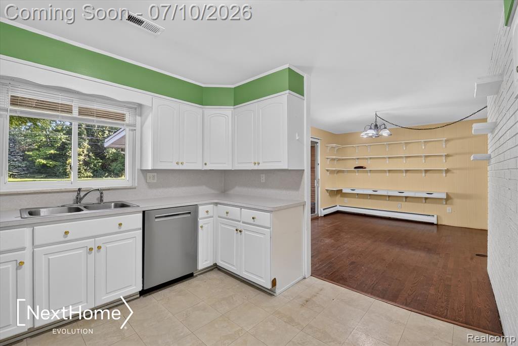 33950 Ecorse Road, Romulus, MI 48174 — Photo 10