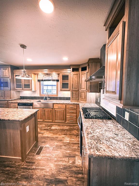 11201 SPRING ARBOR, South Lyon, MI 48178 — Photo 14