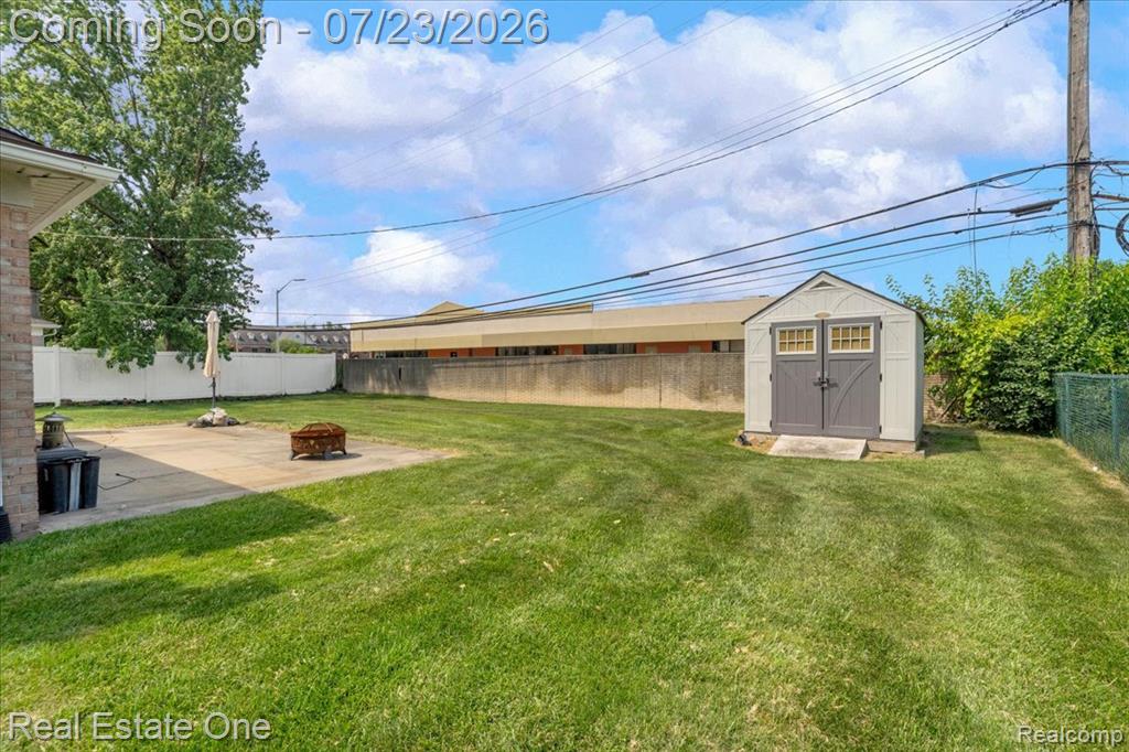 5063 Abington Drive, Troy, MI 48085 — Photo 29
