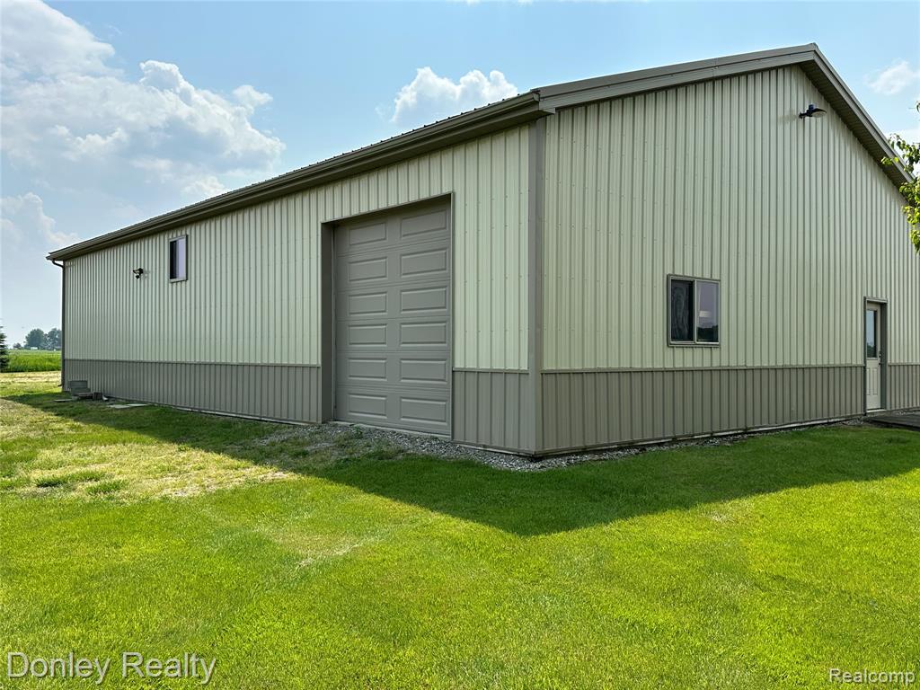 250 N Decker Road, Clifford, MI 48727 — Photo 35