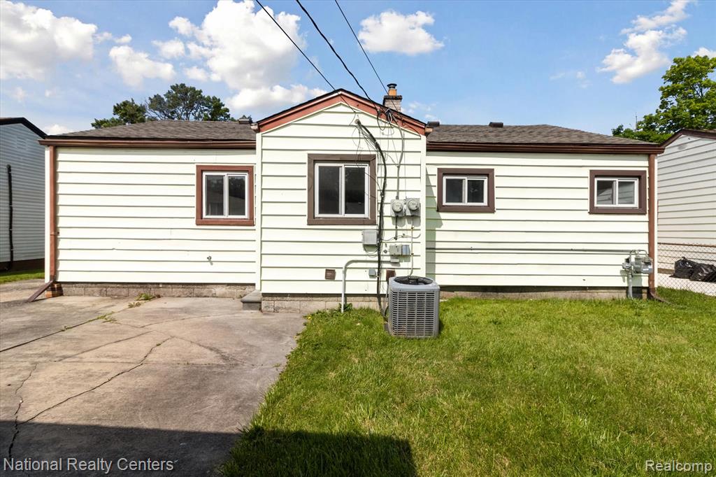 6224 Gilman Street, Garden City, MI — Photo 24