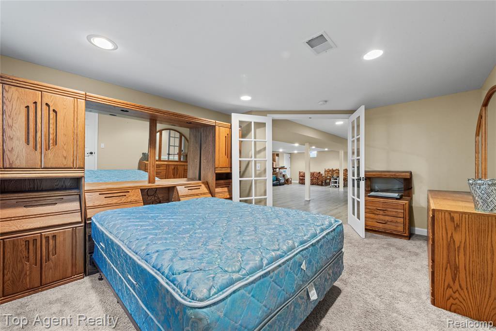 46891 Meadowview Court, Shelby Twp, MI 48317 — Photo 28