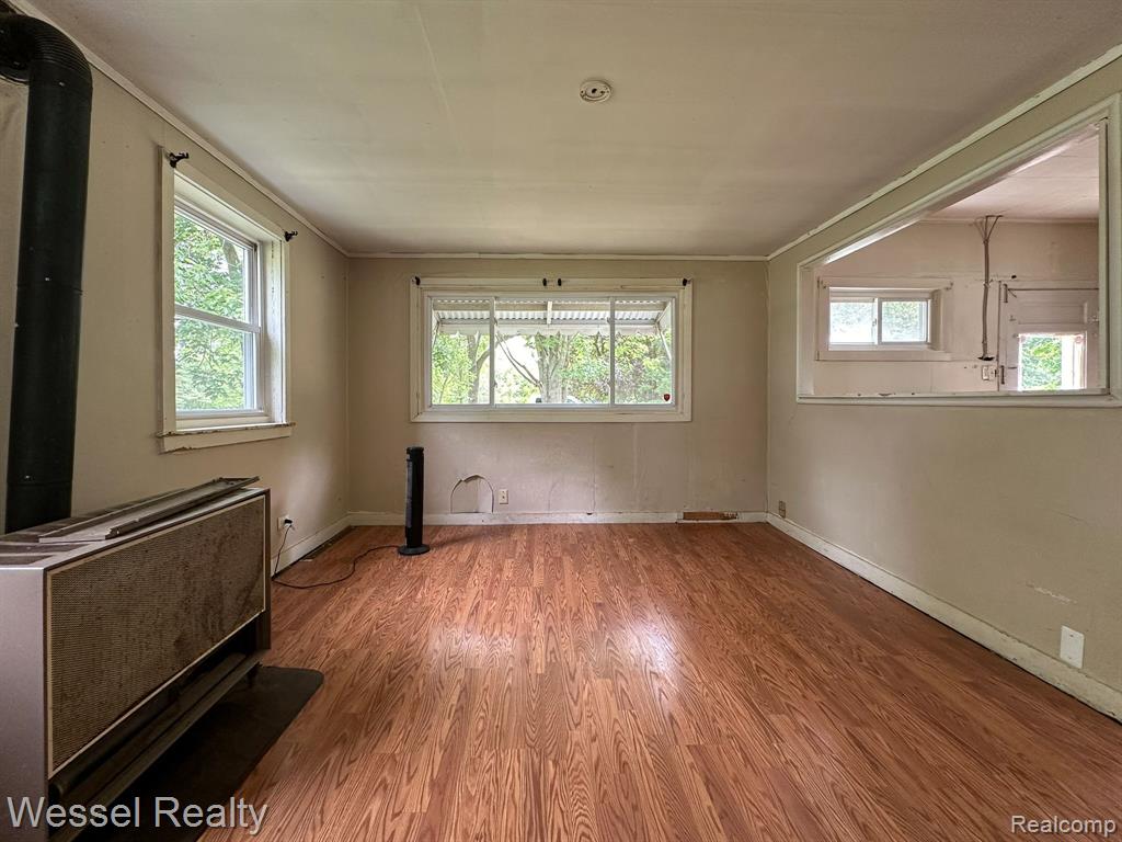107 N LESTER Street, Capac, MI 48014 — Photo 9
