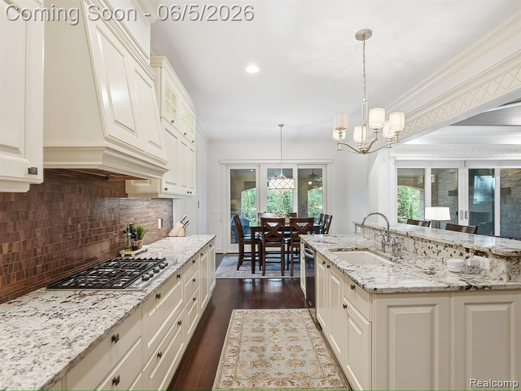 55951 Ashbrooke Drive W, Utica, MI 48316 — Photo 24
