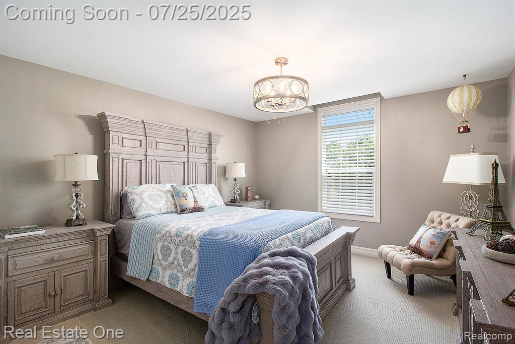 636 Mountain Circle, Rochester Hills, MI 48306 — Photo 13