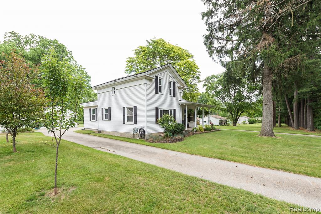 9137 Maltby Road, Brighton, MI 48116 — Photo 38