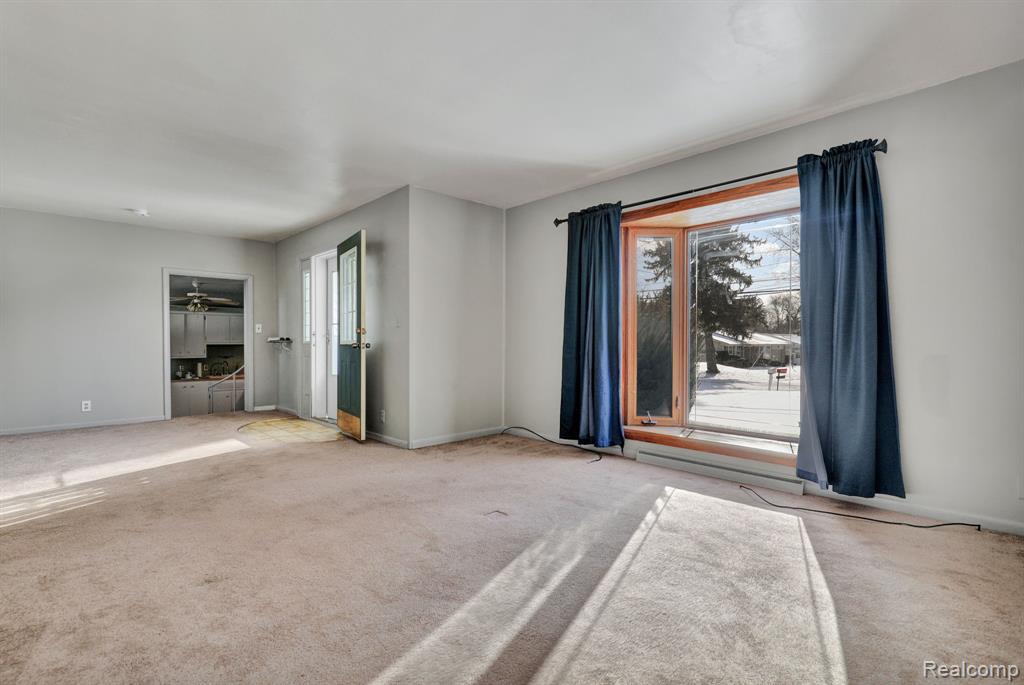 301 E Monroe Street, Durand, MI 48429 — Photo 9