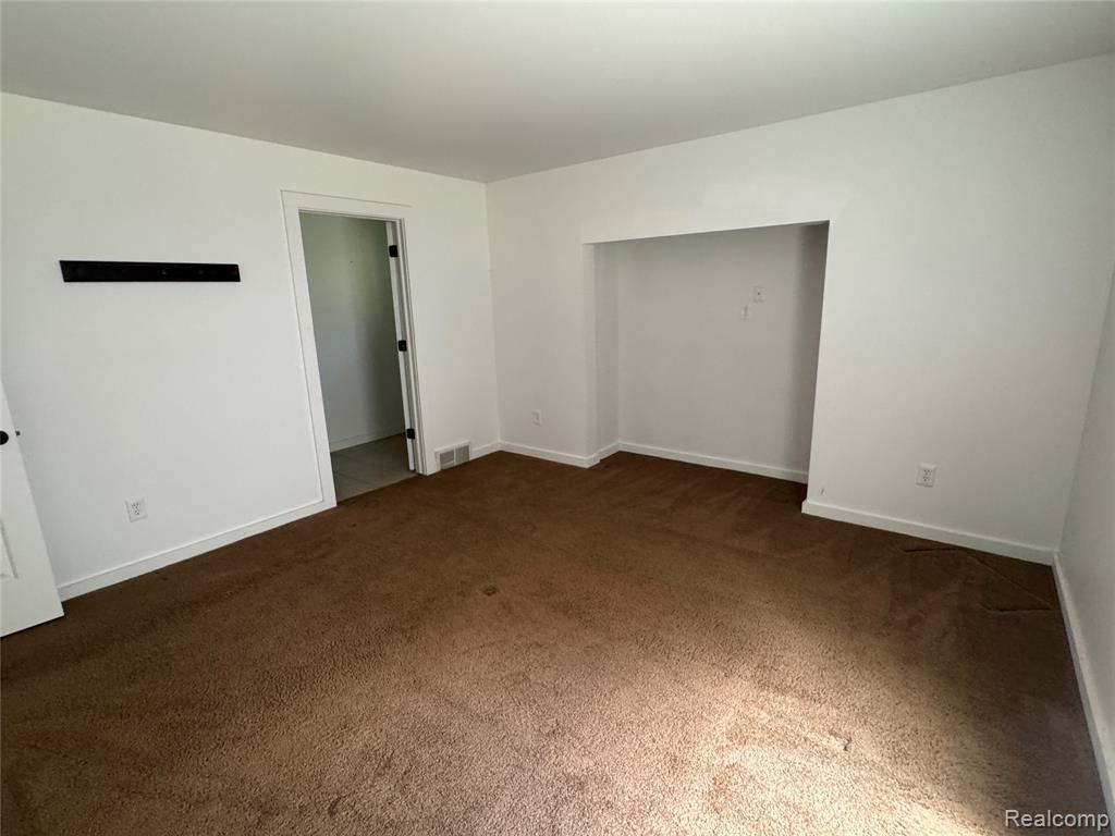 5402 Raubinger Road, Swartz Creek, MI 48473 — Photo 15