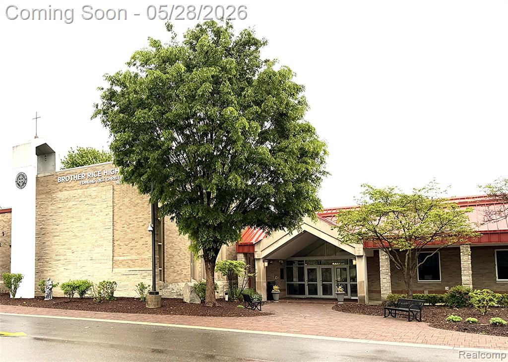 3621 Berkshire Drive, Bloomfield Hills, MI 48301 — Photo 58