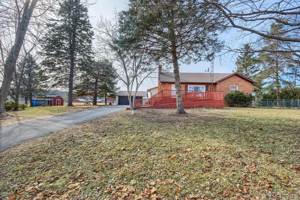 5946 Hart Road, Vassar, MI 48768 — front exterior