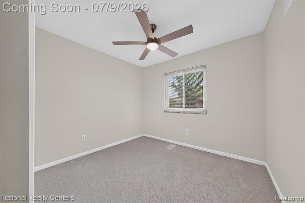 40925 McNamara Drive, Clinton Twp, MI 48038 — Photo 21