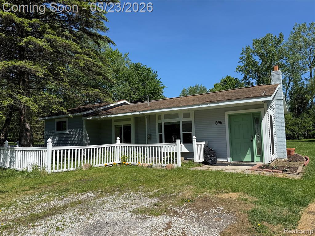 896 Grace Avenue, Rochester Hills, MI 48307 — front exterior