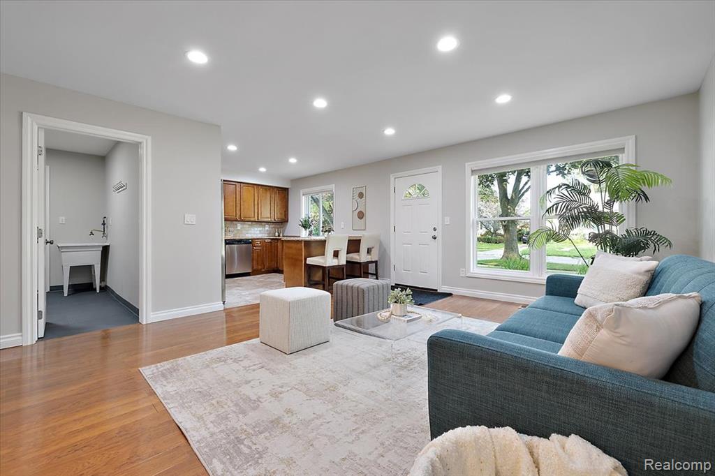 4110 Phillips Avenue, Berkley, MI 48072 — Photo 5