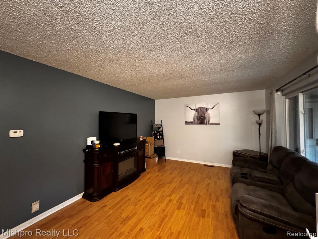 9306 DODGE Road, Otisville, MI 48463 — Photo 25