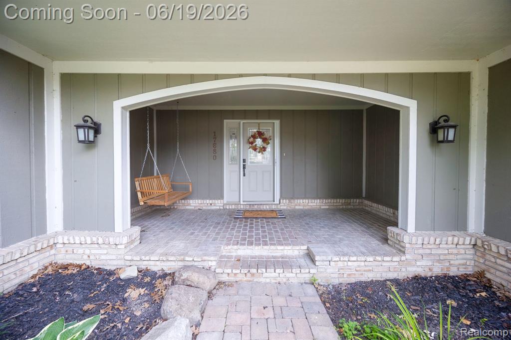 17680 Fox Glen Drive, Riverview, MI 48193 — Photo 6