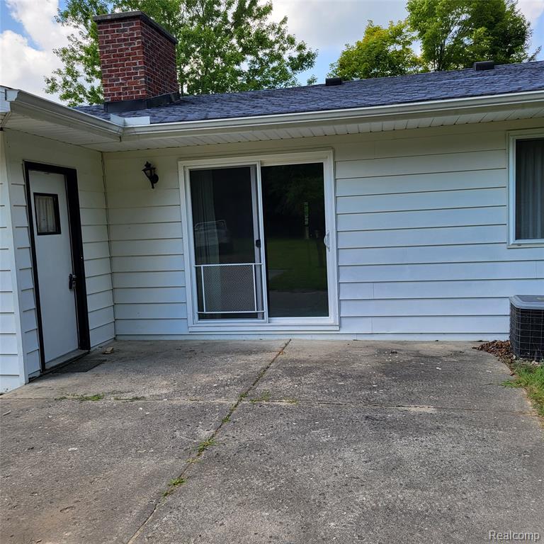 5060 Pinecone Drive, Lapeer, MI 48446 — Photo 31