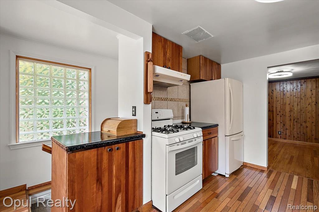 11735 Tuttlehill Road, Milan, MI 48160 — Photo 18