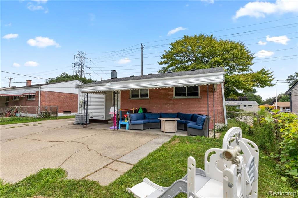 7570 Pardee Road, Taylor, MI 48180 — Photo 23