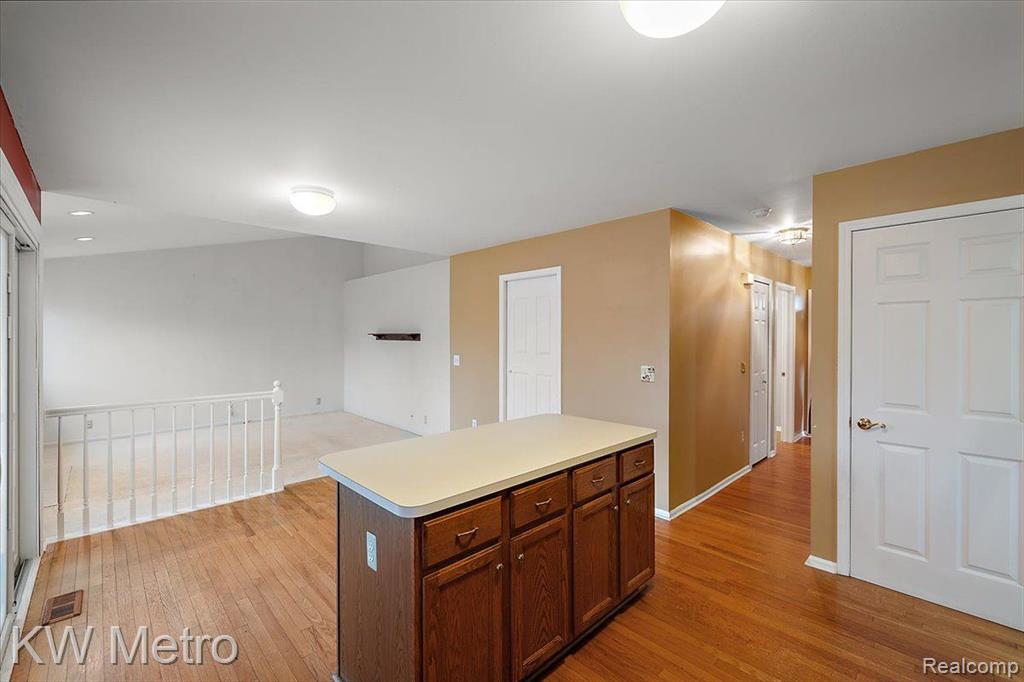 3767 PARKLAWN Drive, Canton, MI 48188 — Photo 24