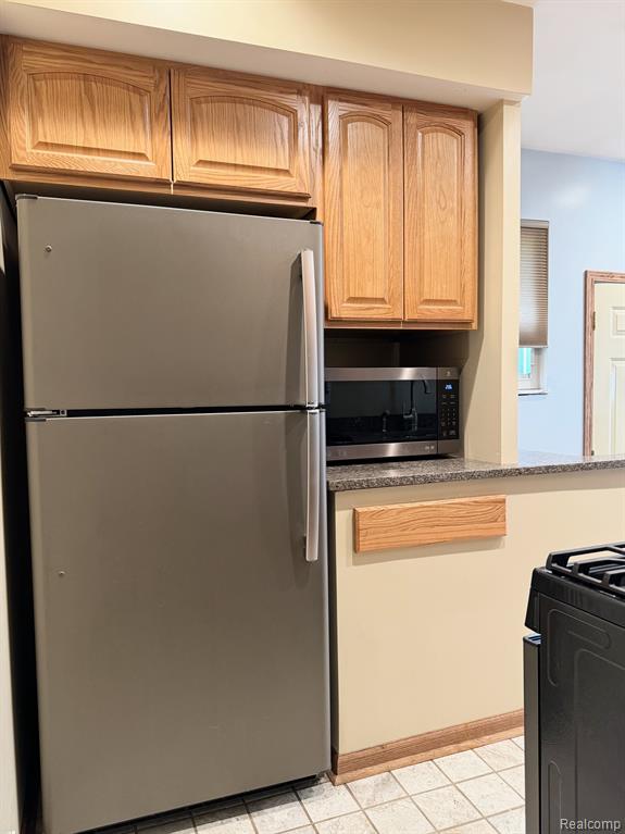 8126 Mills Street, Taylor, MI 48180 — Photo 13