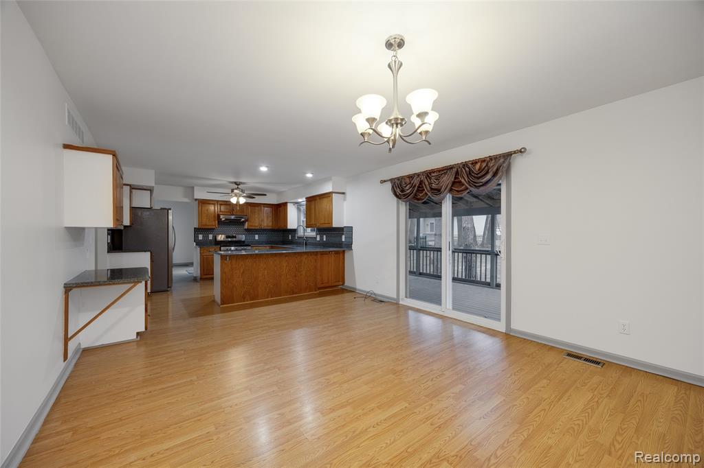 360 Arbor Pine Drive, Ortonville, MI 48462 — Photo 8