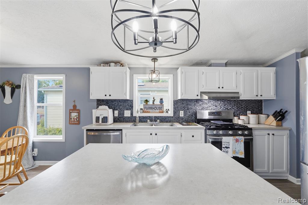 4729 Turtle Creek Drive, Howell, MI 48843 — Photo 8